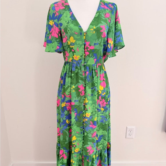 Sugarlips Dresses & Skirts - Sugarlips Green Ruffled Maxi Dress with Flutter Sleeves
